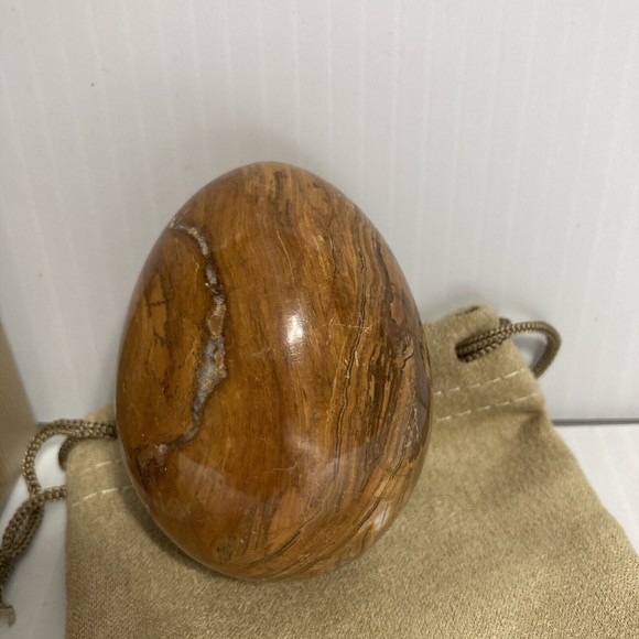 Onyx Naturally Banded Polished Egg Brown White Gray Swirls 3" L x 2" W 8.4 oz - Picture 6 of 12